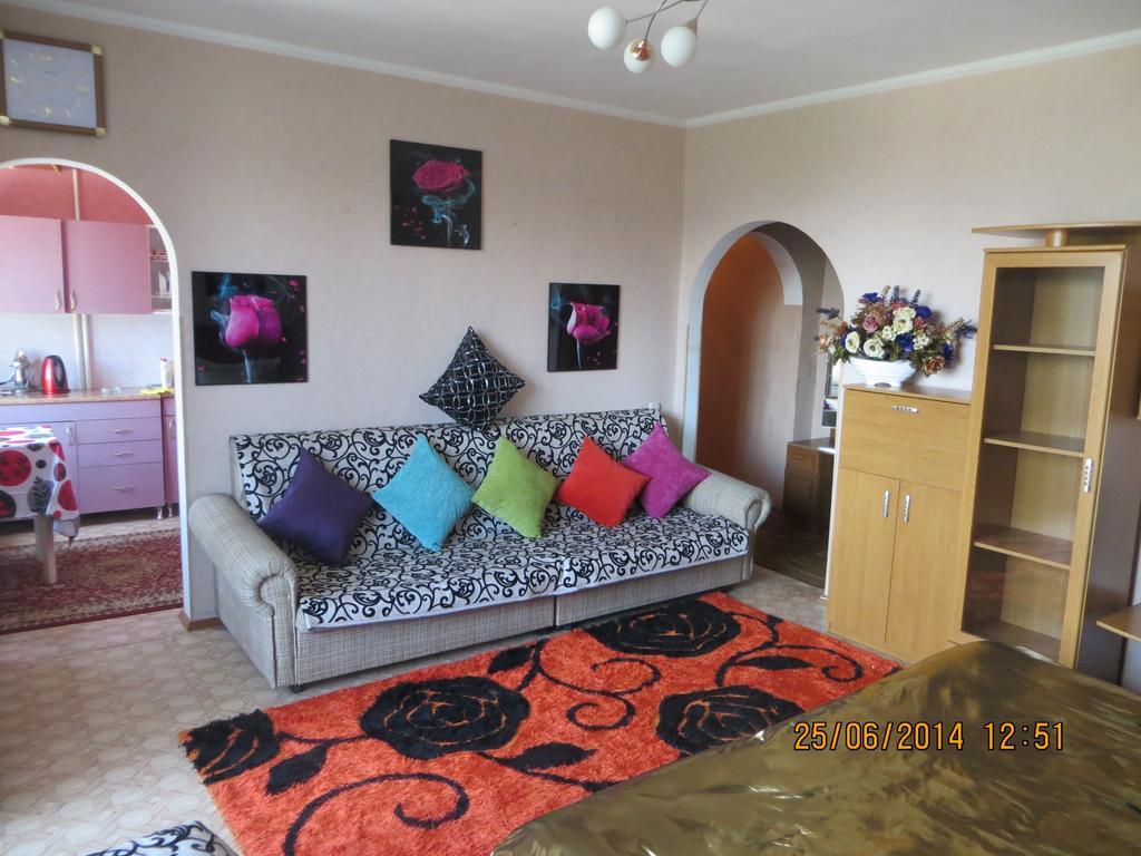 Paradise Apartment Bischkek Zimmer foto